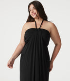Robe maxi grande taille à col halter avec brassière intégrée, lien noué au dos et poches