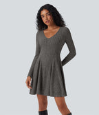 Robe décontractée mini évasée maille côtelée col V manches longues