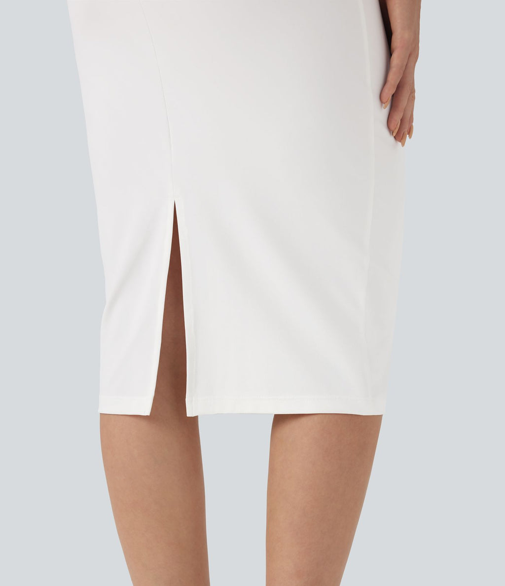 Robe moulante mi-longue décolleté cœur