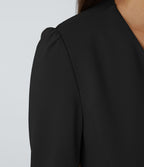 Blazer tailleur ajusté à col rond, manches longues avec boutons décoratifs