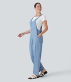 Salopette décontractée Halara Flex™ en denim extensible délavé, col V et poches latérales