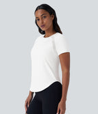 Softlyzero™ QuickDry Haut de sport à manches courtes avec empiècements en mesh contrastés et ourlet arrondi