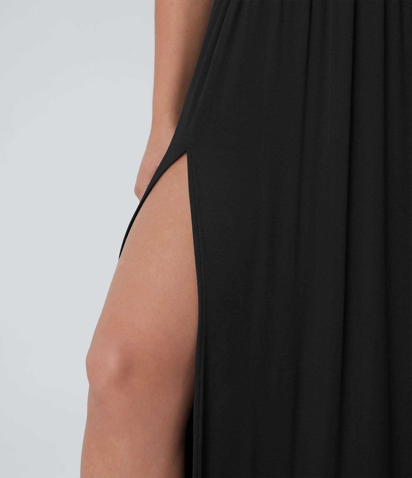 Robe longue décontractée côtelée avec dos nu, bretelles croisées dans le dos et fente