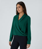 Chemise de travail à col cranté, coupe croisée et manches longues