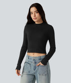 Pull court col montant manches longues