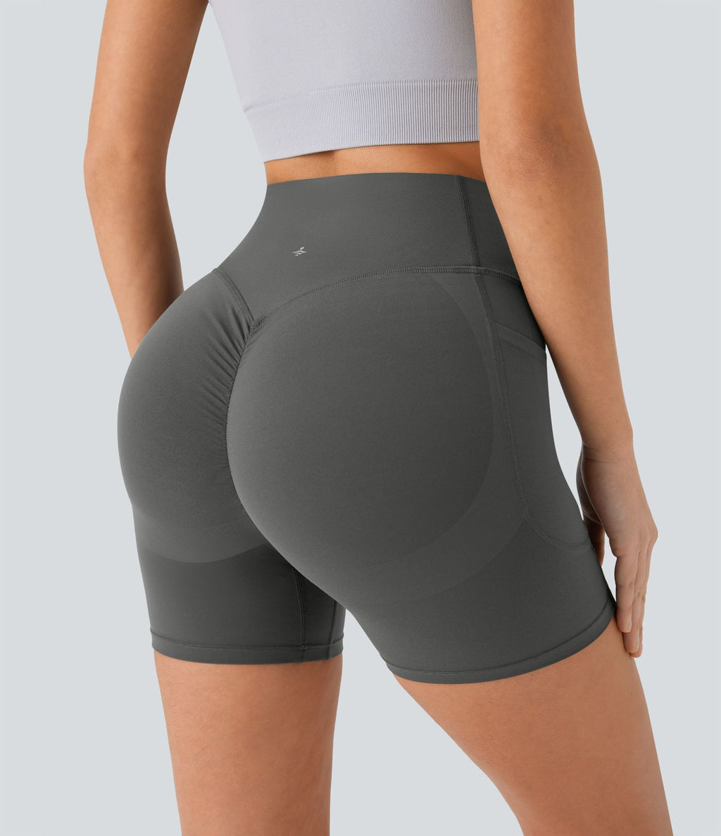 Short cycliste 12,5 cm d'entraînement gainant galbant taille haute avec effet scrunch et poches Halara UltraSculpt™