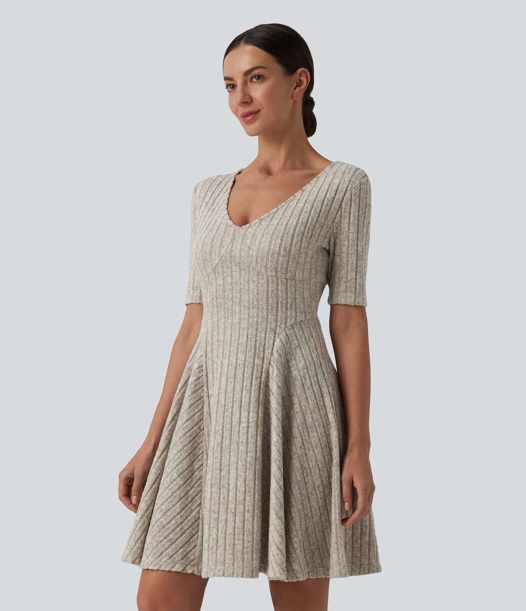 Robe mini casual évasée col V manches courtes en maille côtelée