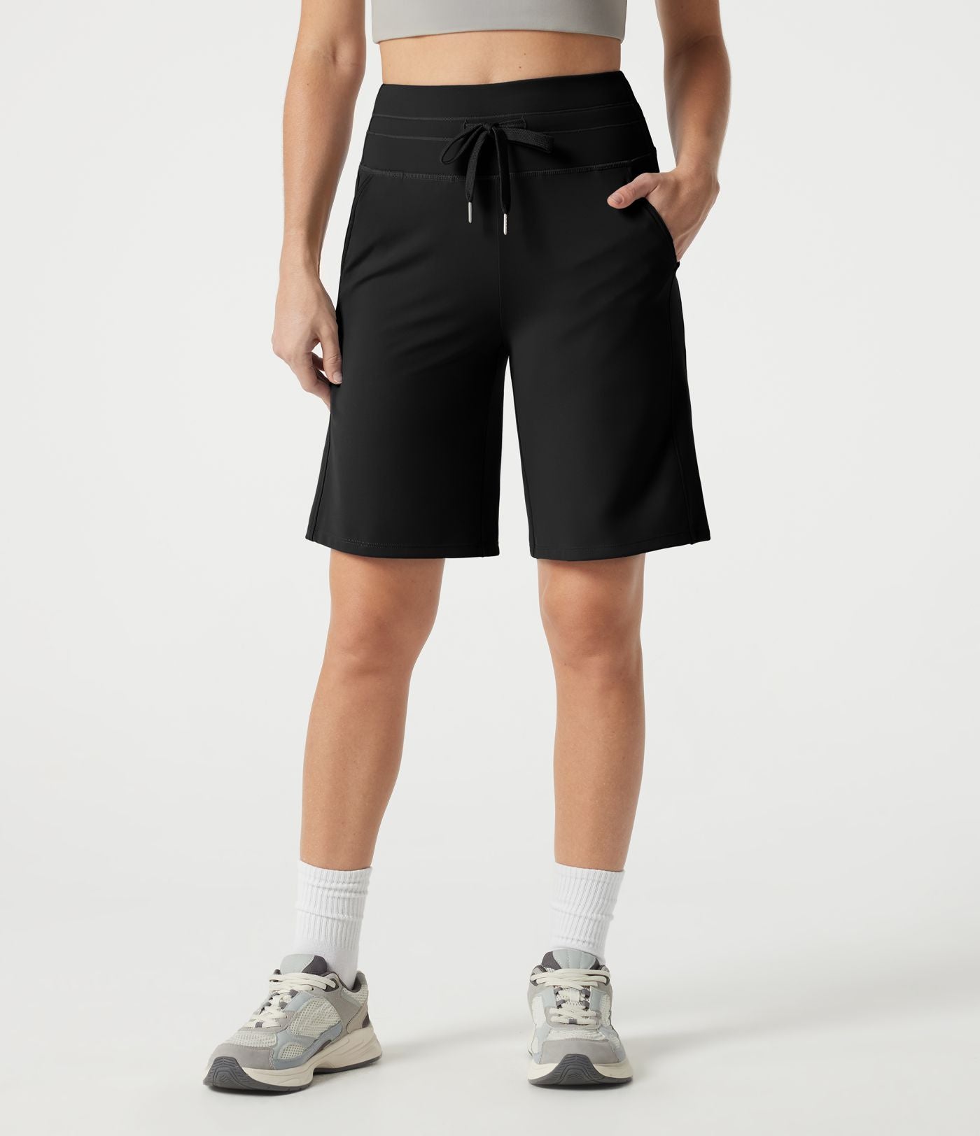 Short de sport SoftlyZero™ en peluche, taille haute, à cordon de serrage et poches