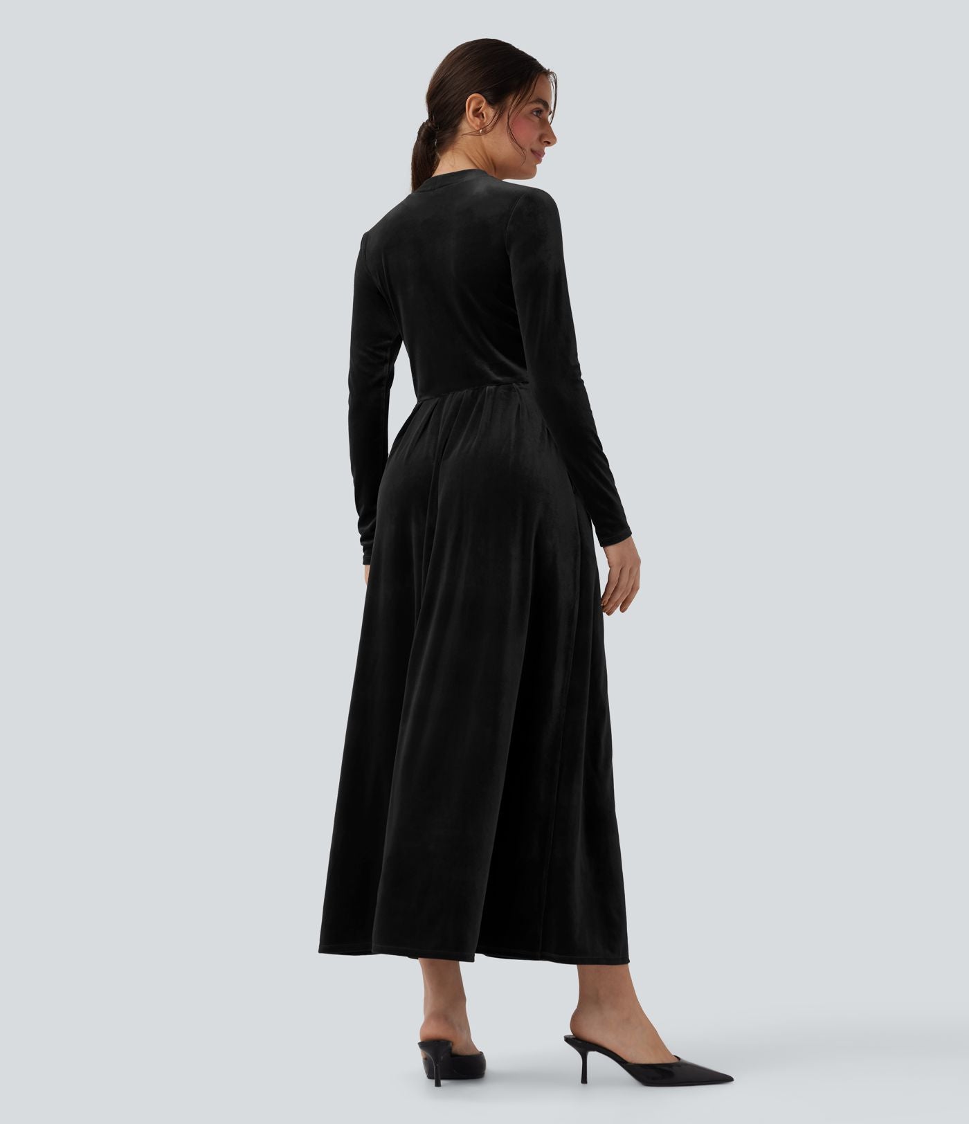 Robe longue en velours col montant manches longues avec poches