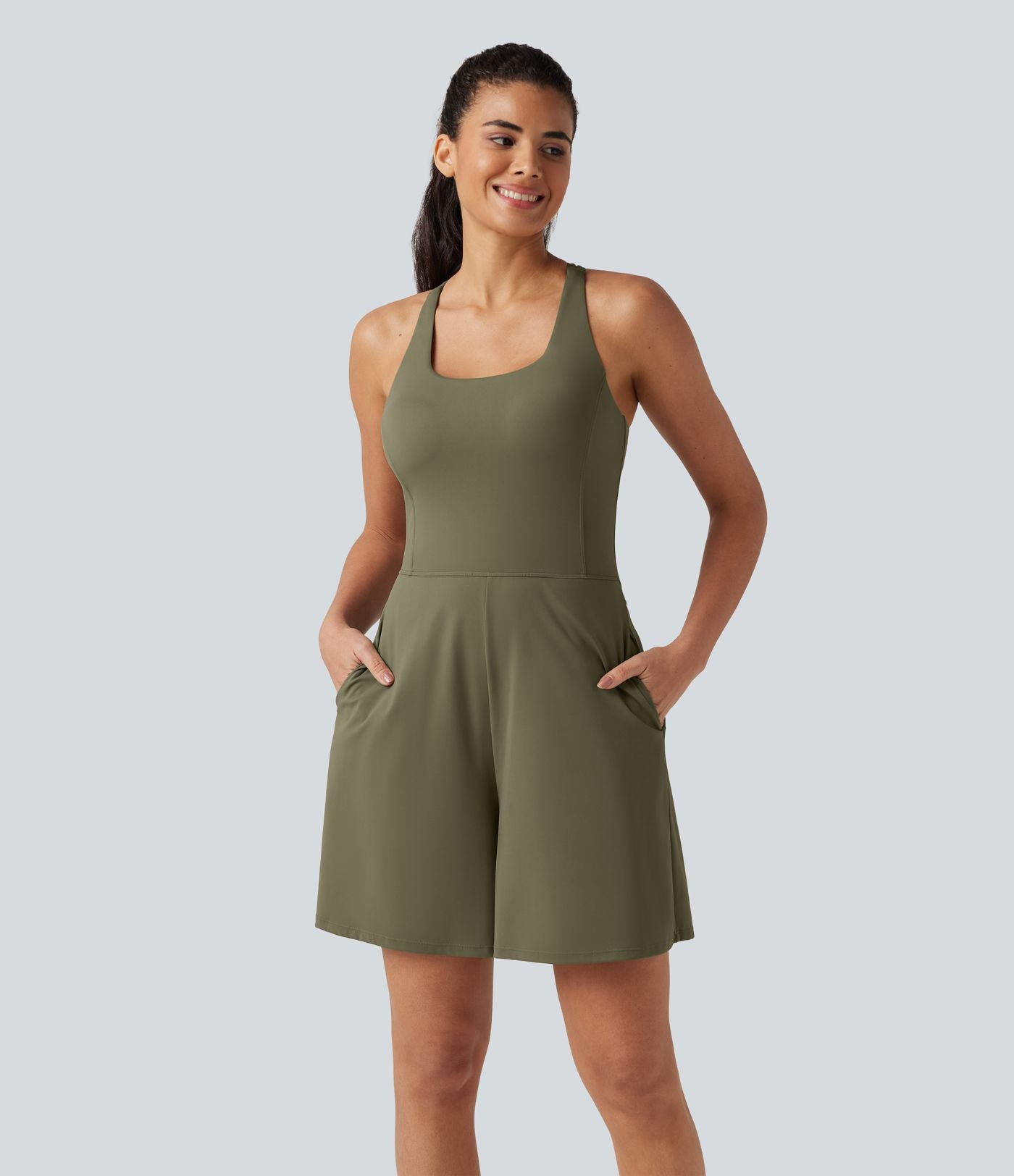 Combishort de sport SoftlyZero™ Airy à encolure U, toucher frais, coussinets amovibles, poches et accès facile Easy Peasy