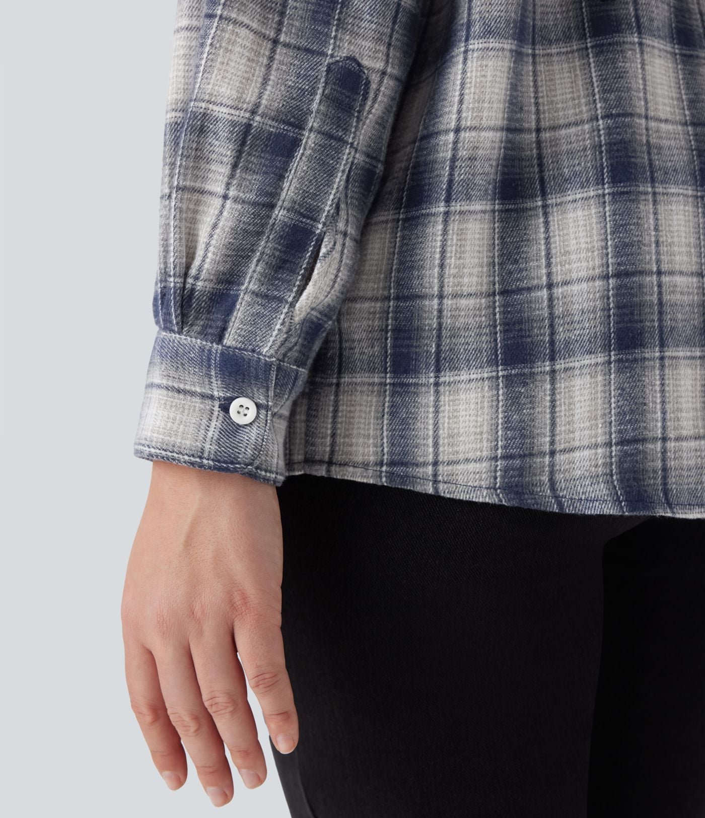 Chemise décontractée à motif écossais avec col, manches longues et boutonnage