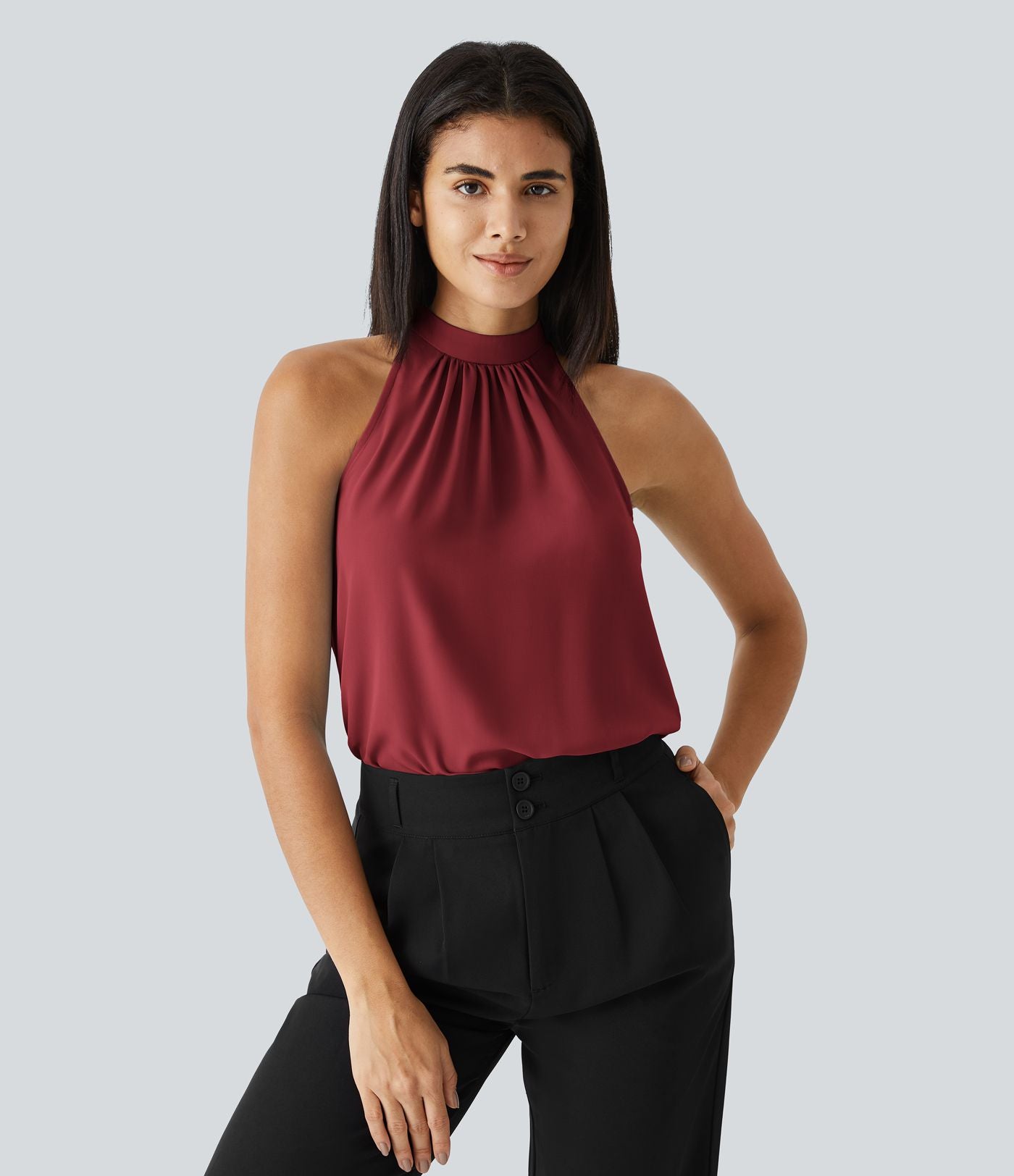 Blouse Travail Sans Manches Ourlet Courbé Col Haut Découpe au Dos Plis