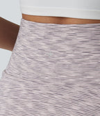 Jupe de sport mini gainante 2-en-1 taille haute à rayures avec poches