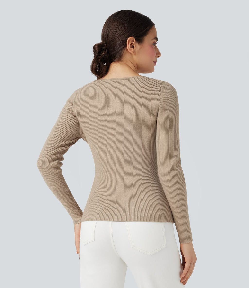 Pull col V manches longues croisé ajusté