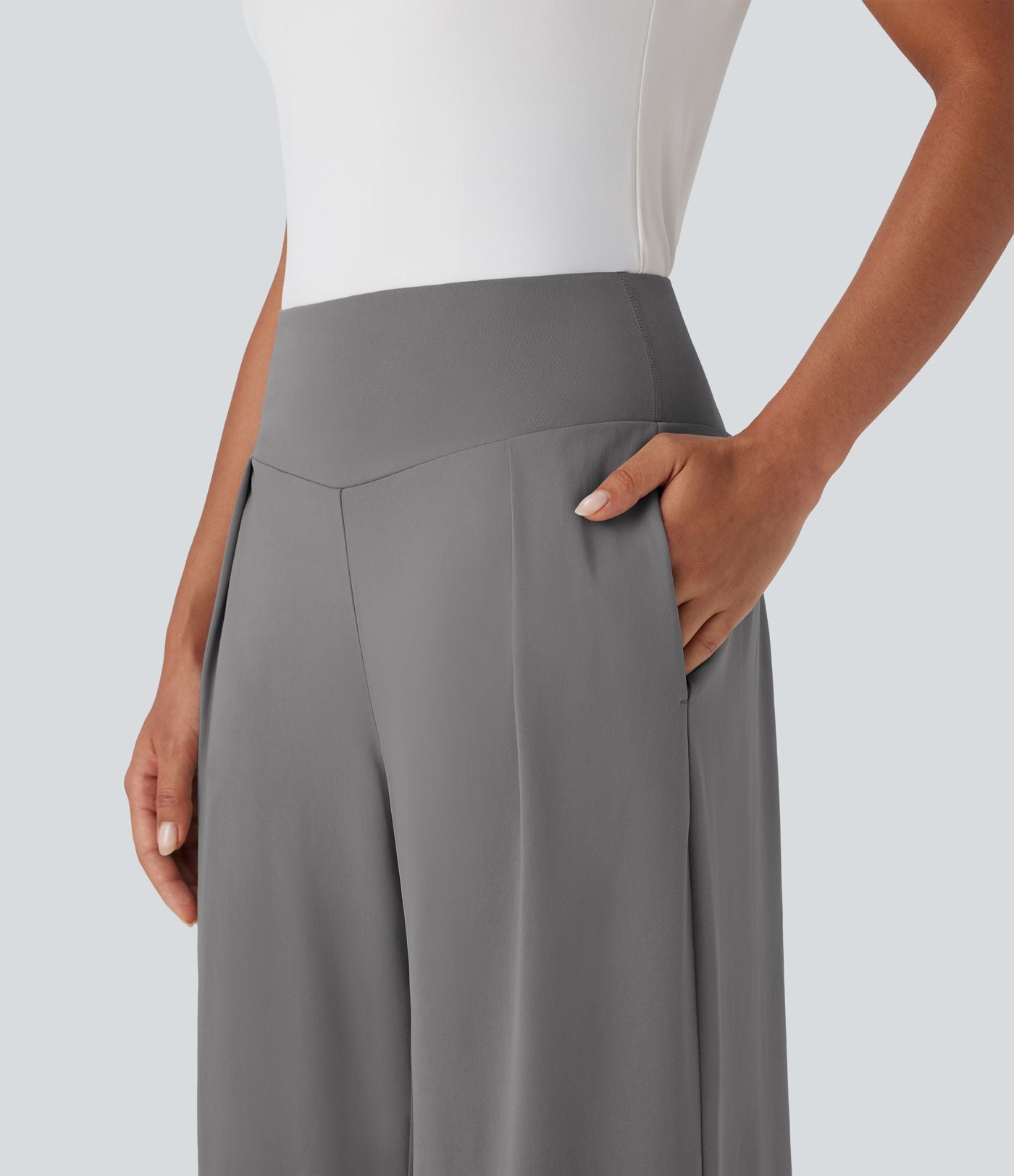 Pantalon large fluide taille haute avec poches latérales