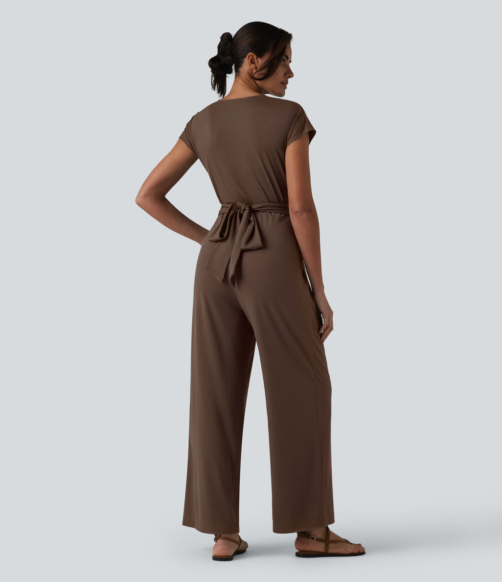 Combinaison tailleur plissée croisée col V à manches courtes avec lien noué et poches — Easy Peasy