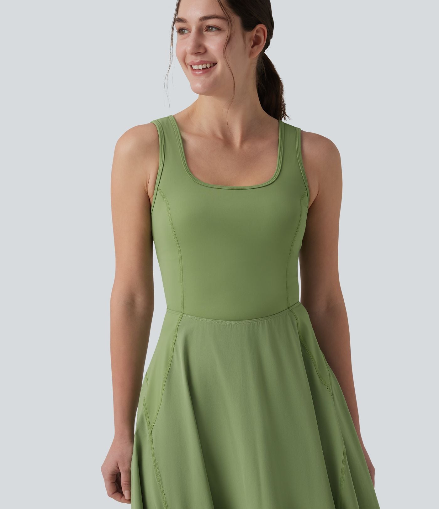 Robe de sport danse mi-longue Breezeful™ col carré dos nu croisé avec brassière intégrée 2-en-1 séchage rapide et poche - Easy Peasy