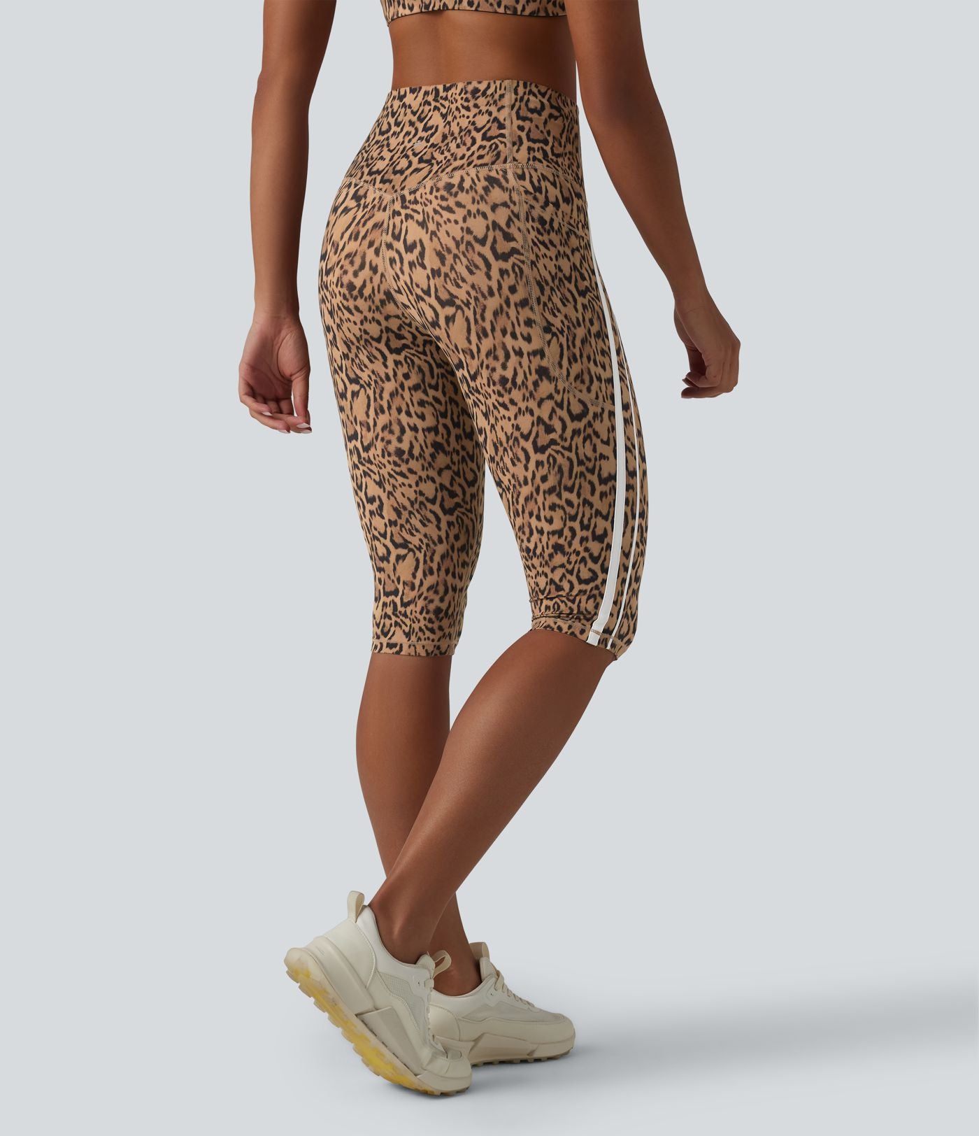 Halara UltraSculpt™ Legging corsaire de training gainant taille haute léopard color block avec poches