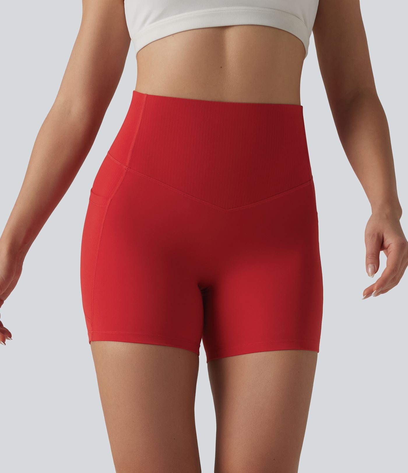 Short cycliste de yoga Halara UltraSculpt™ taille haute, ventre plat, côtelé contrasté, 12,5 cm, avec poches