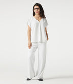 Blouse esprit bureau oversize défroissage facile, col V et manches courtes