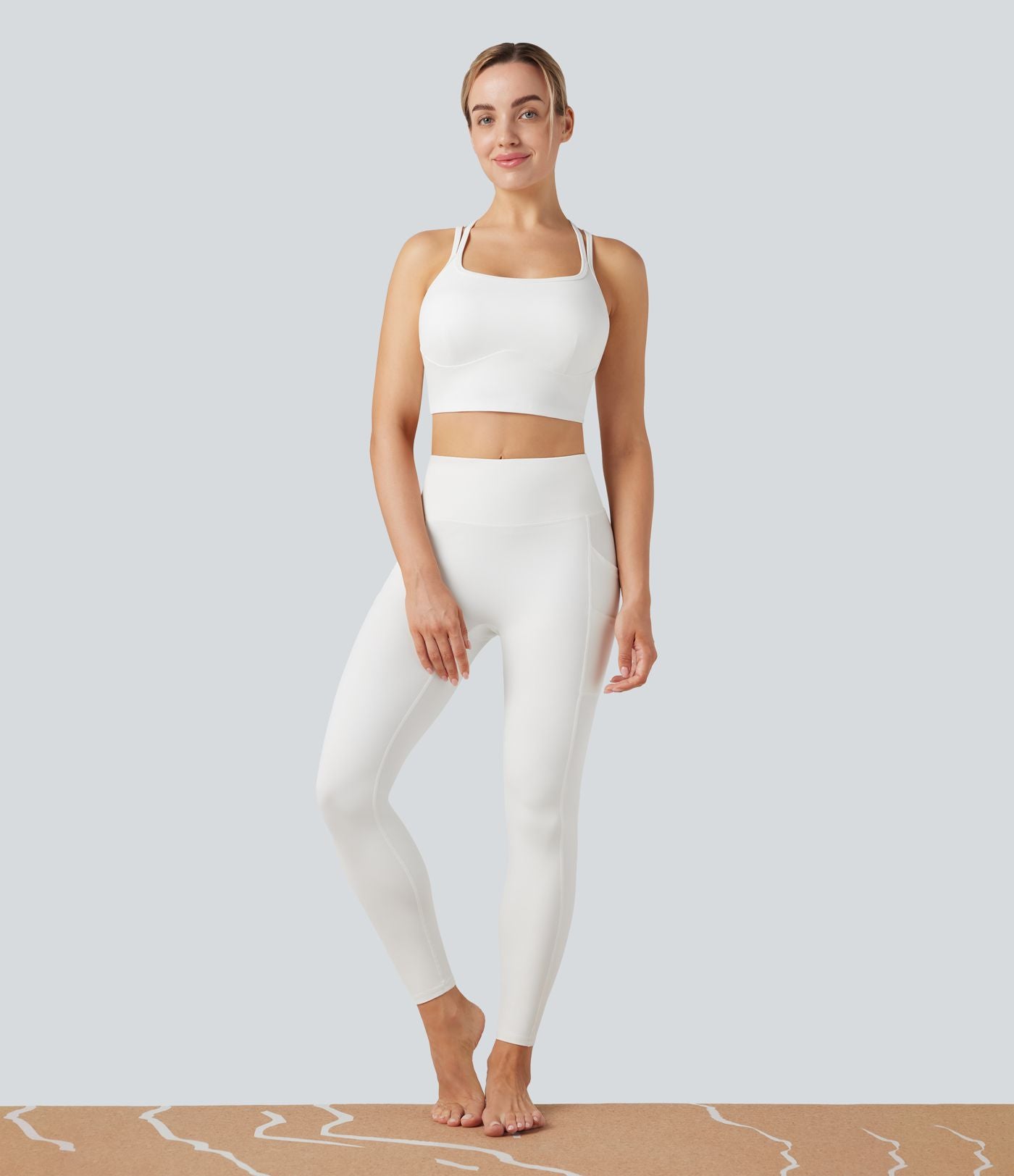 Soutien-gorge de sport yoga SoftlyZero™ Plush soutien souple double bretelles bonnets E-G