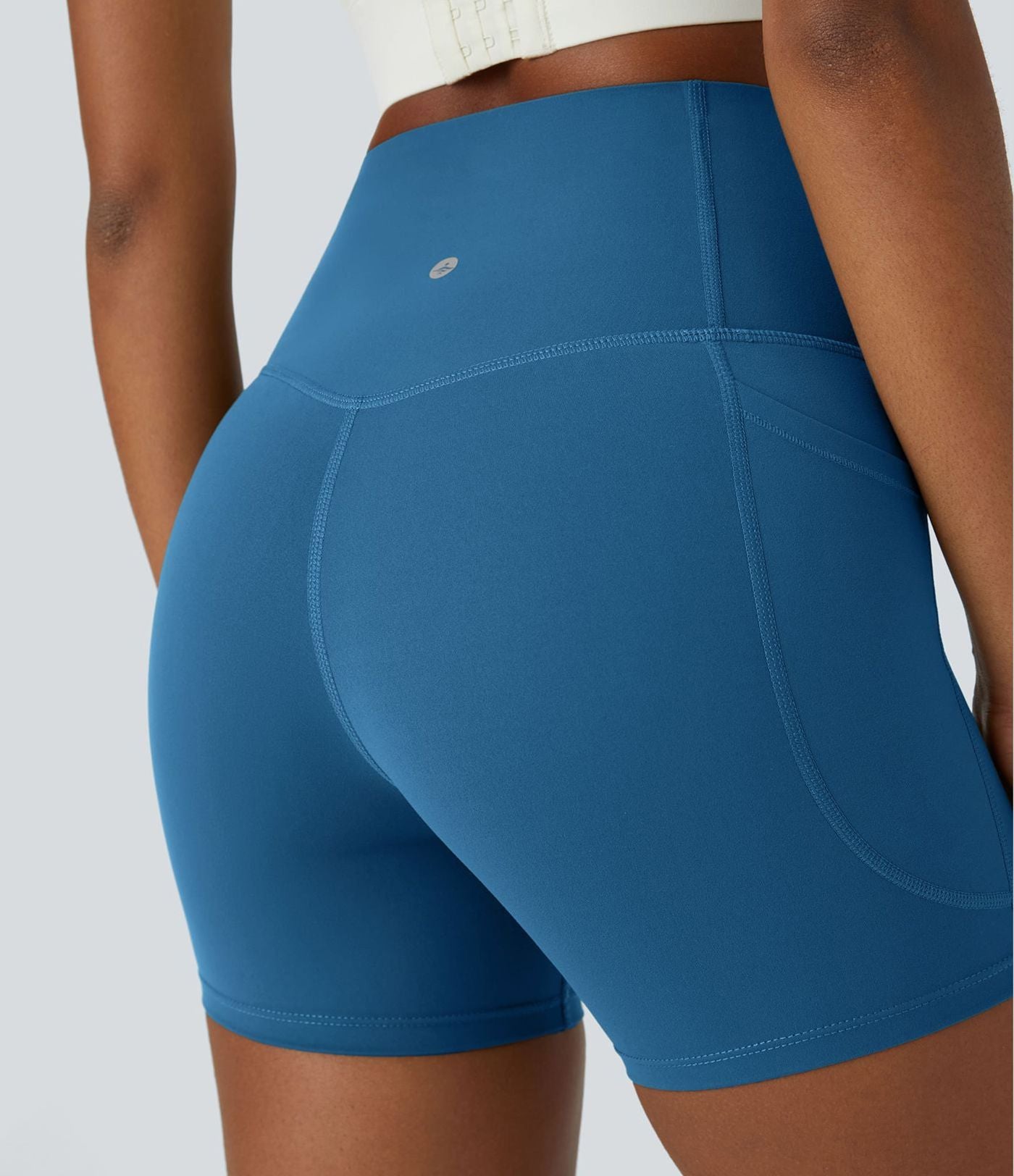 Short cycliste d'entraînement gainant taille haute UltraSculpt™ SoCinched à poches latérales 12,5 cm