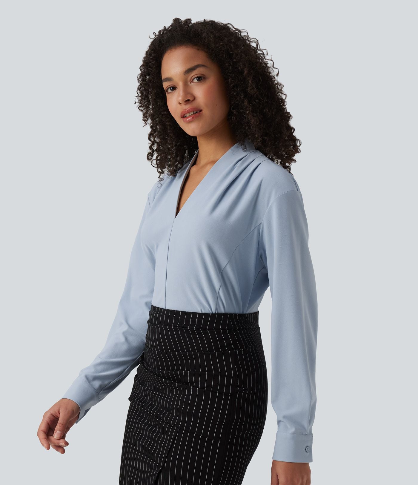 Blouse de travail col V manches longues
