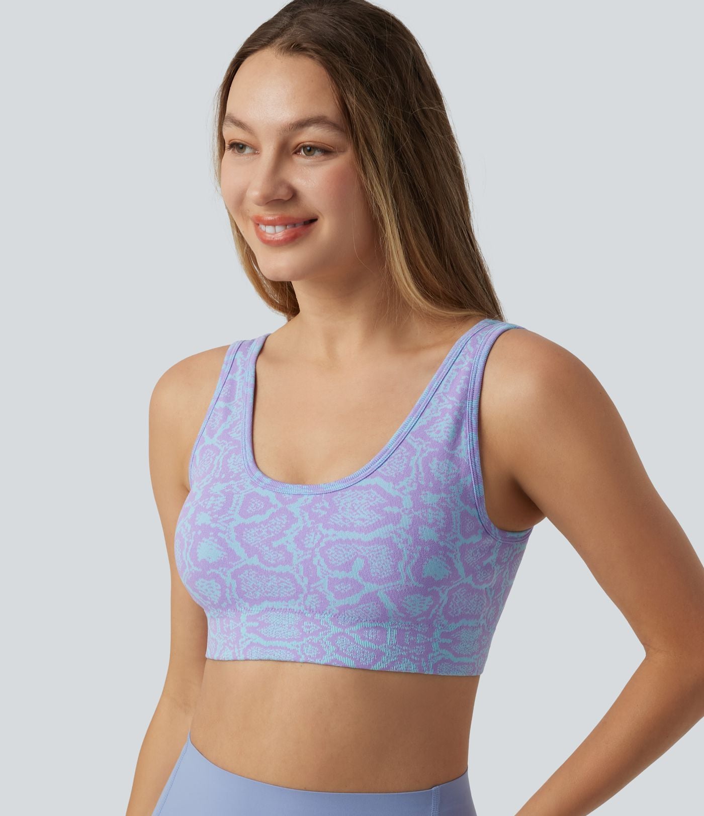 Brassière de sport yoga OneForm sans couture Flow maintien léger col U imprimé python avec soutien-gorge intégré