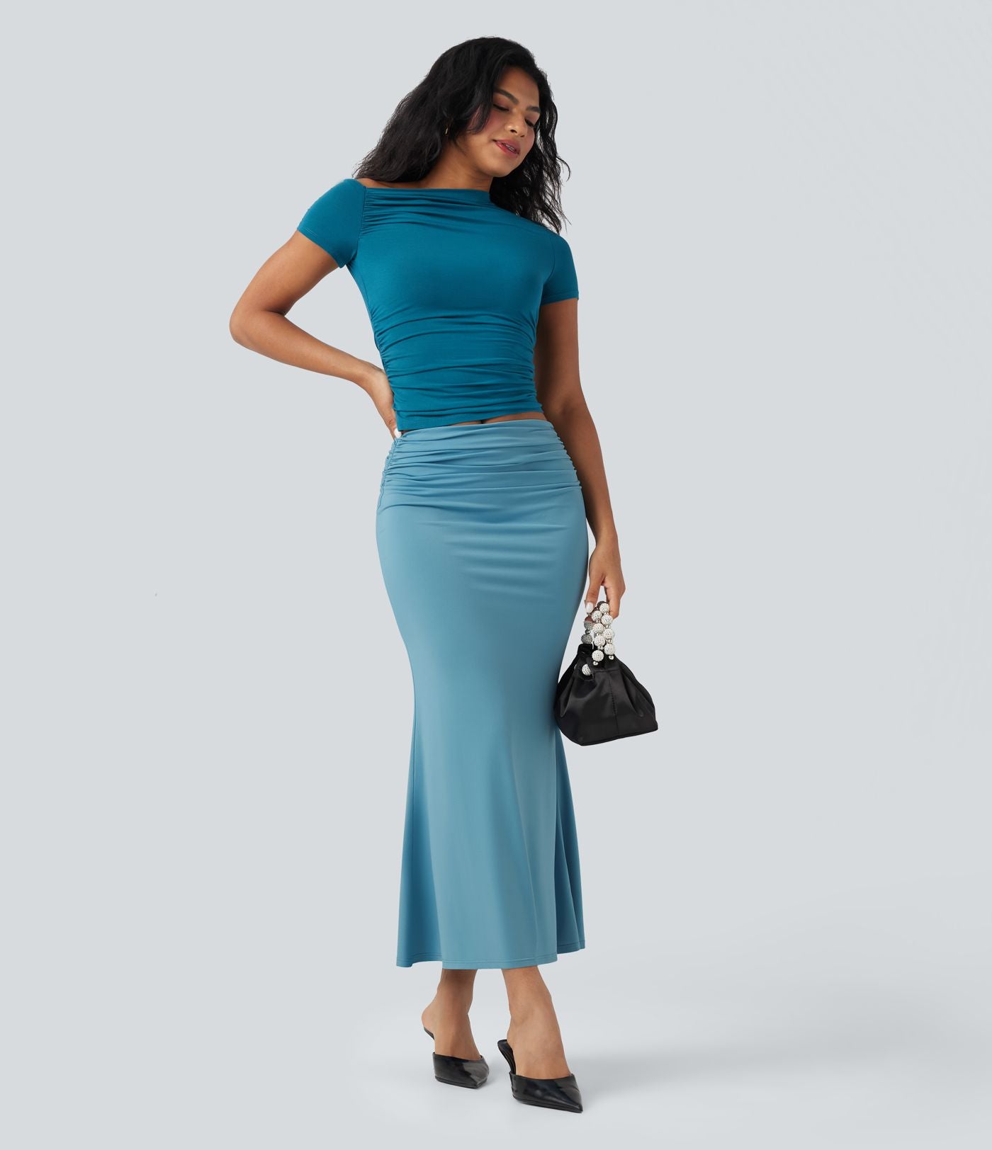 Jupe midi sirène froncée taille mi-haute