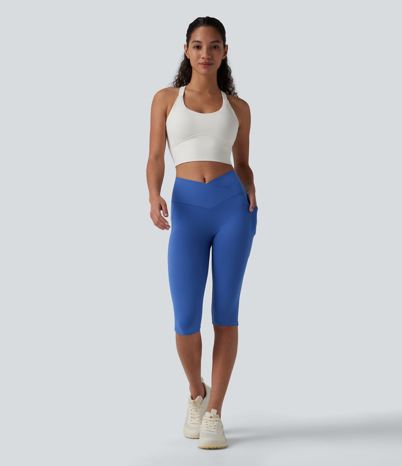 Legging de yoga corsaire SoftlyZero™ taille haute croisé avec poches - UPF50+