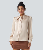 Chemise de travail en satin manches longues nouée devant