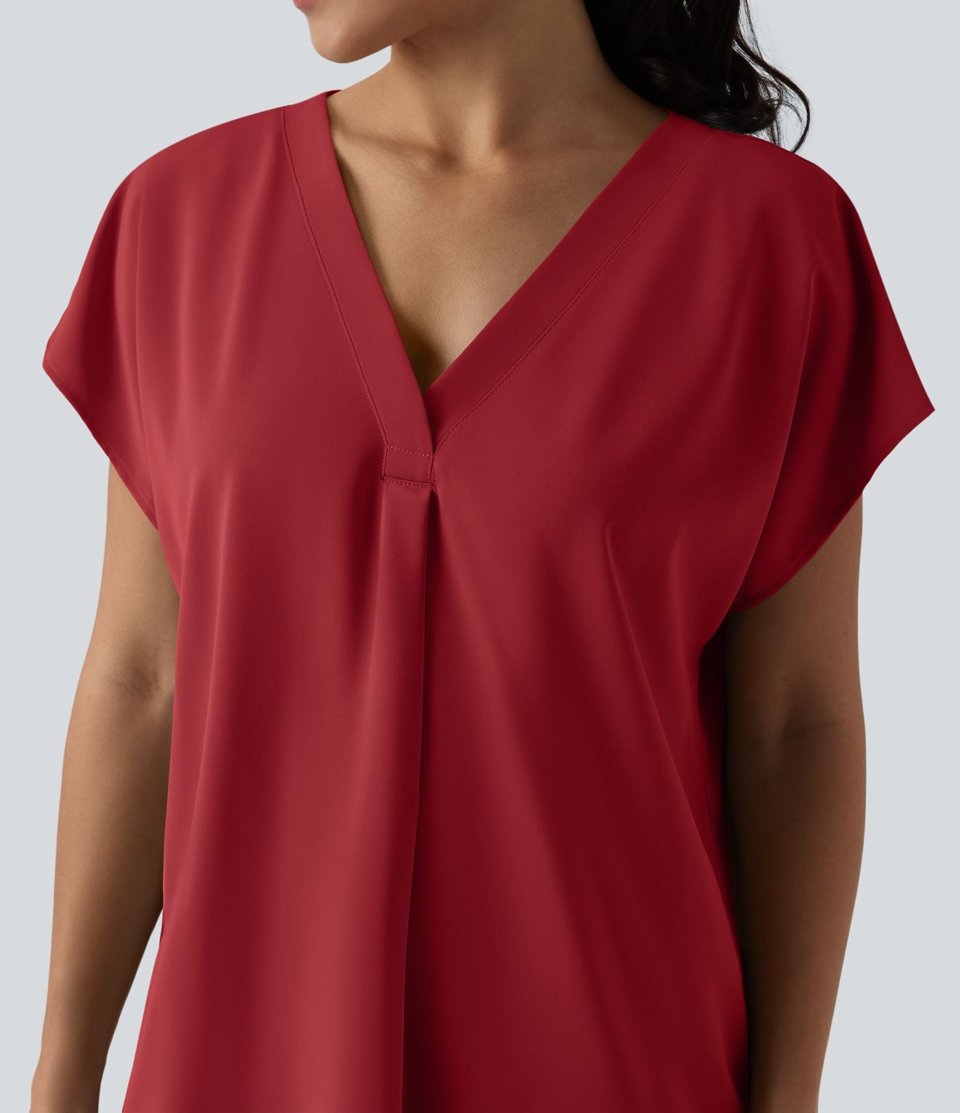 Blouse esprit bureau oversize défroissage facile, col V et manches courtes