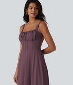 Robe fluide midi de villégiature sans manches, encolure carrée, dos nu croisé, fronces et soutien-gorge intégré