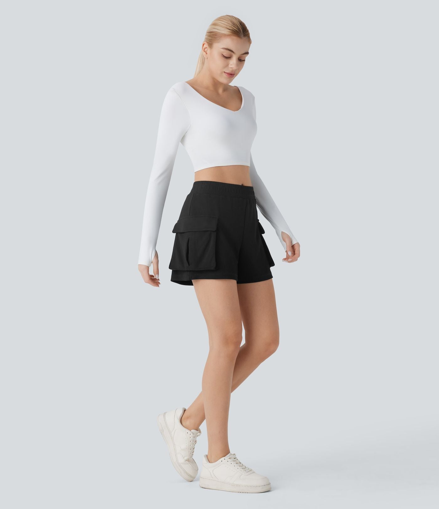 Short sweat de yoga cargo taille haute à poches rabattues
