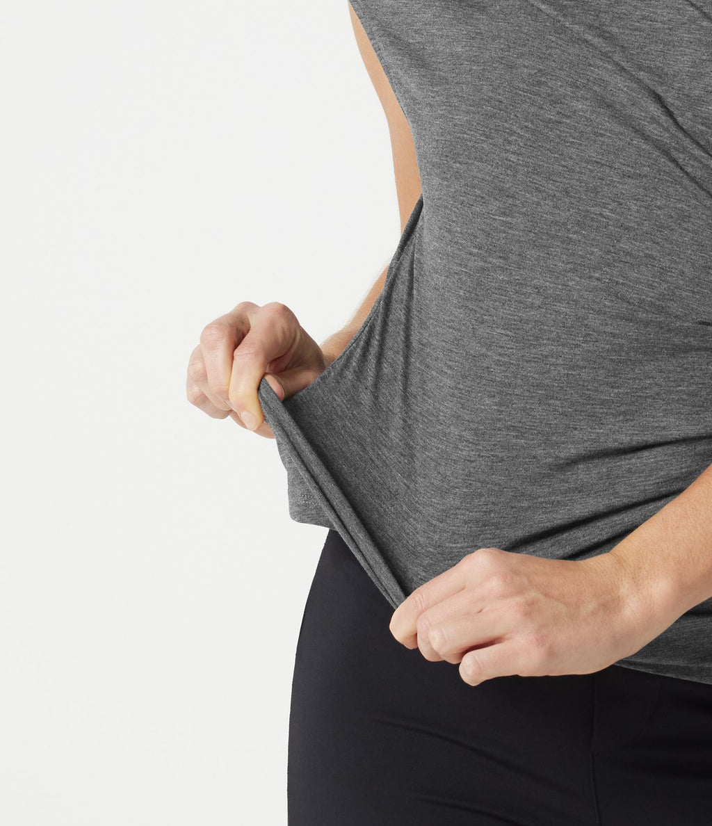 T-shirt casual sans manches à col V froncé