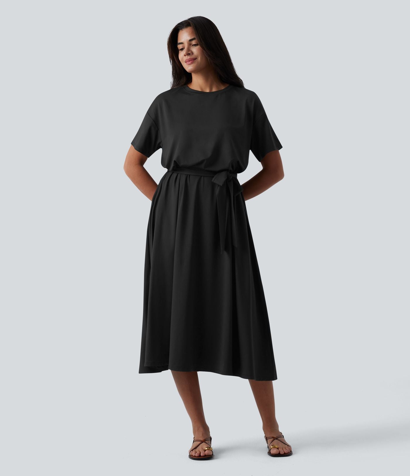 Robe T-shirt casual midi fluide col rond manches courtes avec ceinture et poches