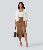Jupe midi moulante en daim taille haute