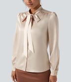 Chemise de travail en satin manches longues nouée devant