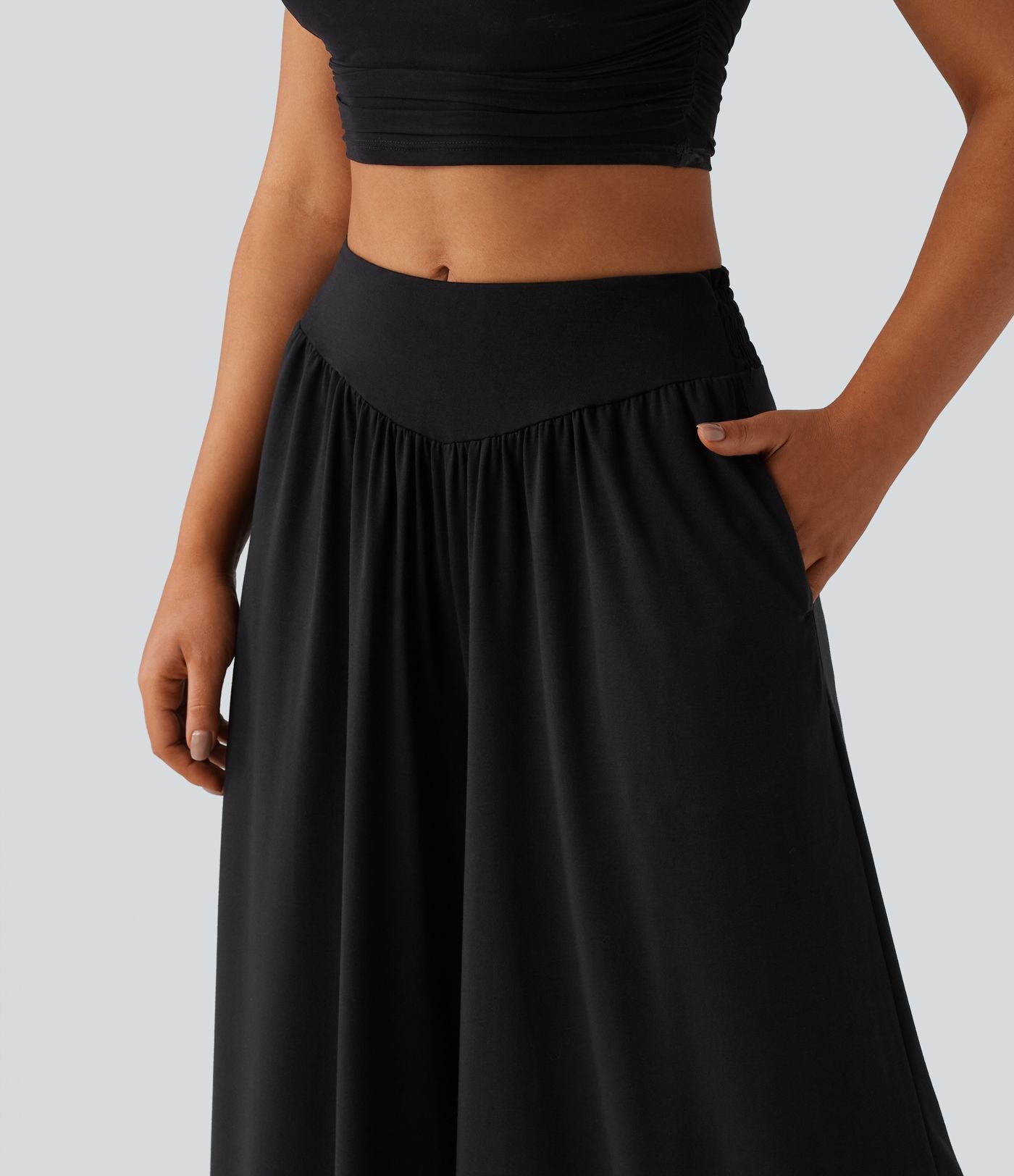 Pantalon fluide taille haute à fronces avec poches