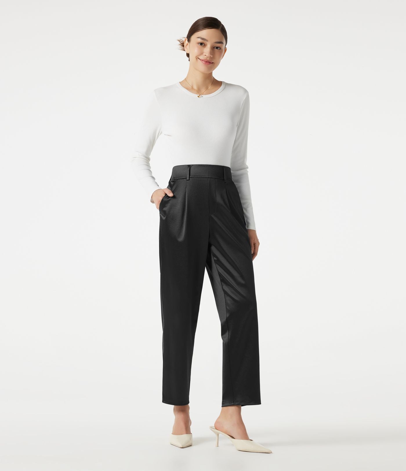 Pantalon habillé fuselé taille haute en satin avec poches