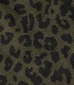 Jupe crayon mi-longue fendue velours côtelé imprimée léopard taille haute