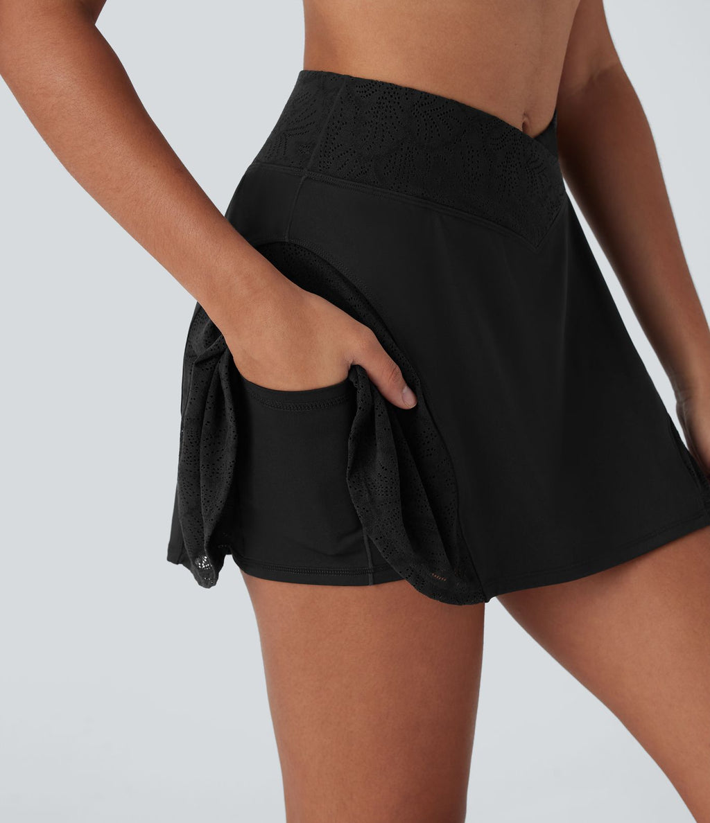 Jupe mini de yoga 2-en-1 SoftlyZero™ Airy croisée taille haute avec dentelle contrastante, à effet frais InstantCool et poche, protection solaire UPF50+