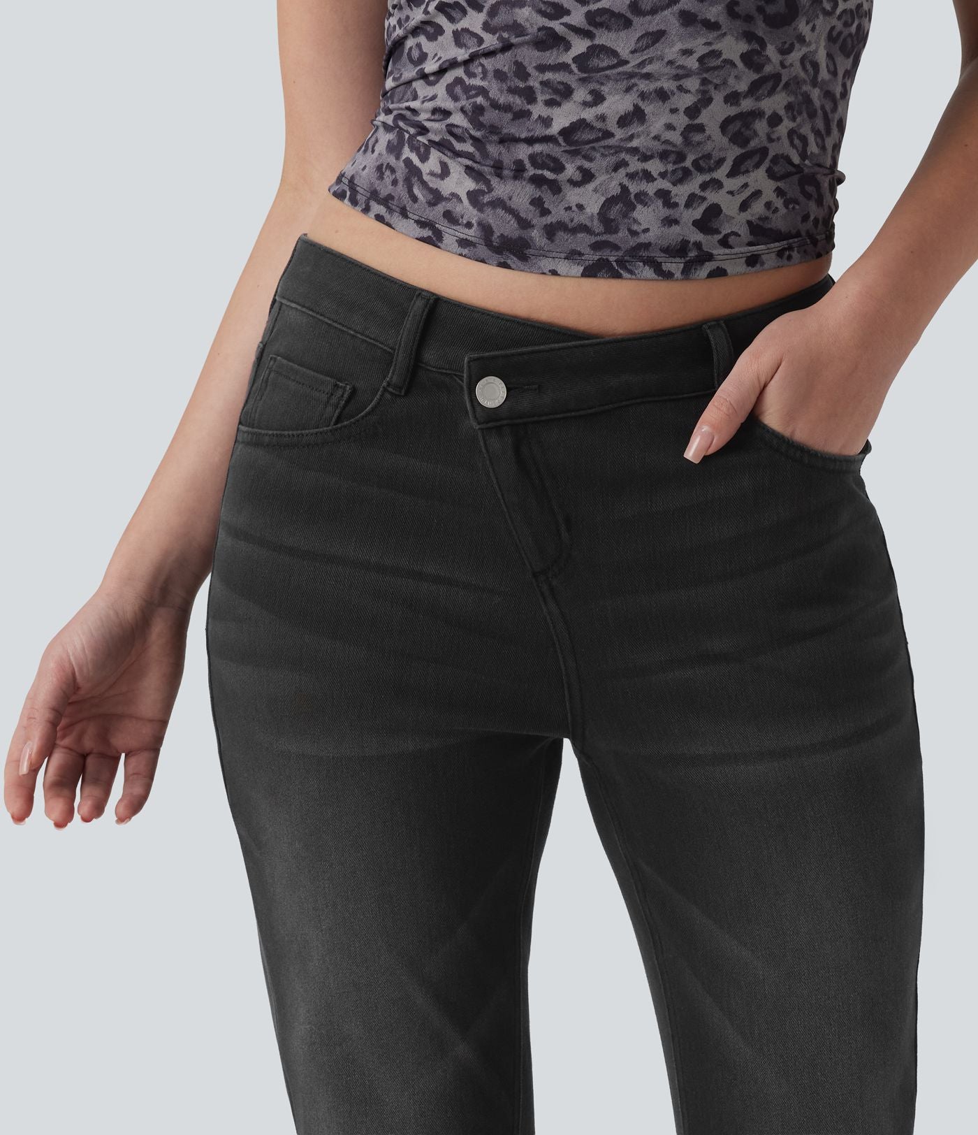 Halara Flex™ Jean évasé asymétrique taille haute avec poches
