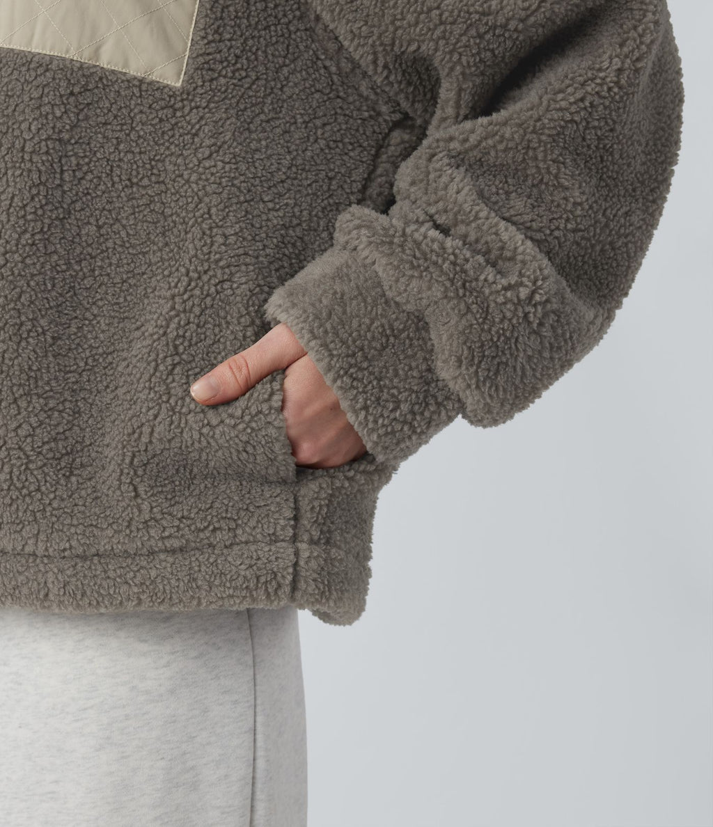 Veste sherpa de randonnée col montant manches longues avec poches