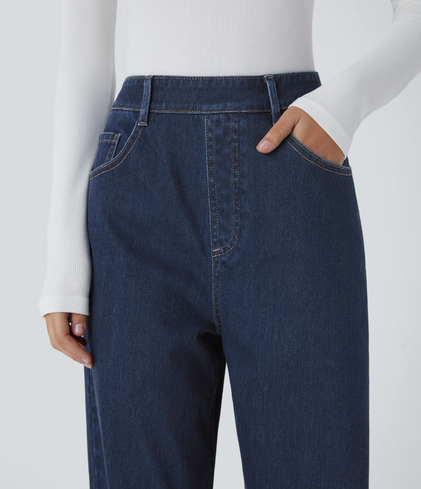 Jean ample délavé taille haute en maille extensible avec poches multiples