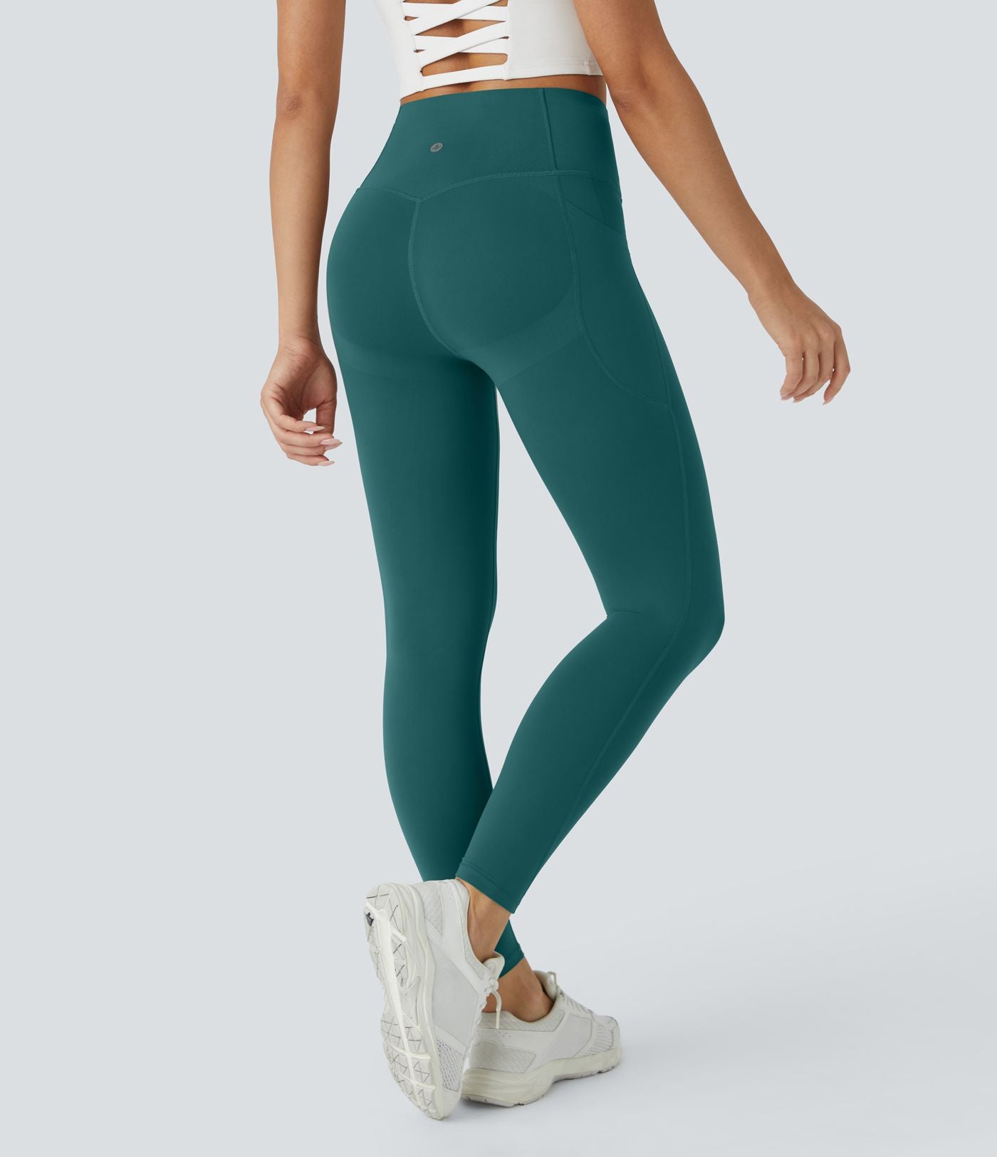 Legging d'entraînement gainant galbant taille haute avec poches Halara UltraSculpt™