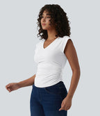 T-shirt décontracté col V manches courtes ourlet arrondi froncé