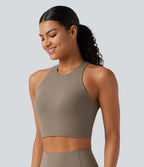 Brassière de running maintien léger frais au toucher à séchage rapide avec encolure arrondie, découpe, coussinets amovibles et protection solaire UPF50+