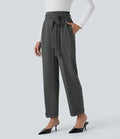 Pantalon Tailleur à taille haute, ceinture, poches latérales et jambes droites