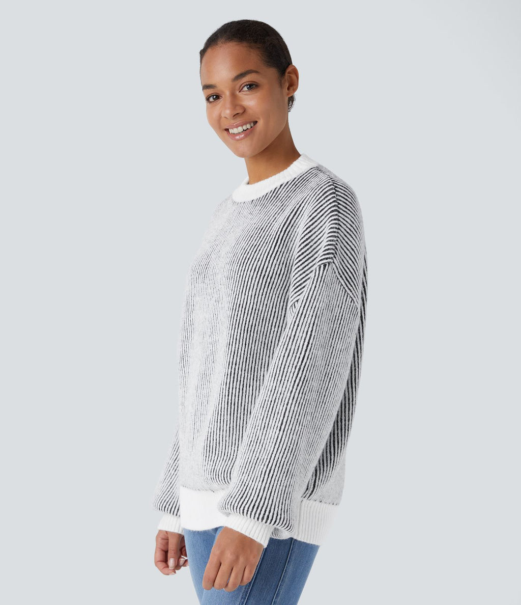 Pull col rond motif rayé bicolore à manches longues